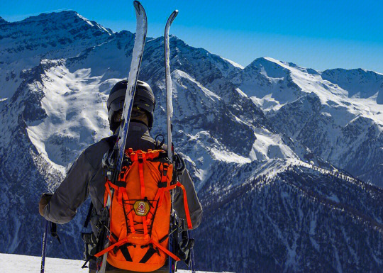 重装登山包，升级你的户外探险装备