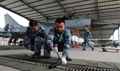 空军后勤装备待遇，认识与探索