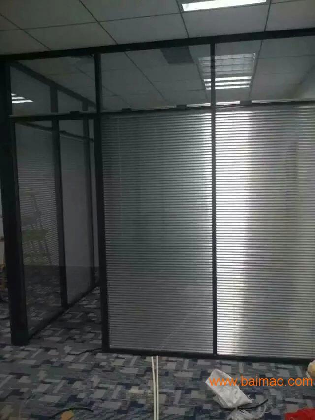 办公玻璃门价格解析，多少钱一扇合理？