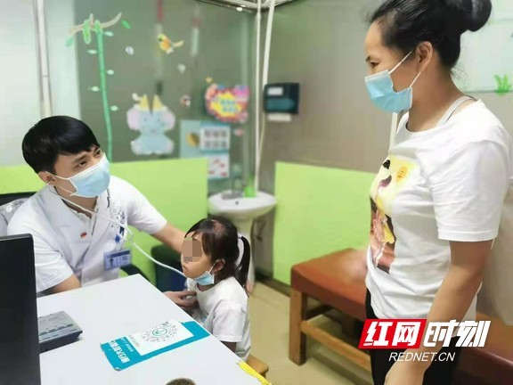 重庆市儿童医院中医专家团队，守护儿童健康的中医力量