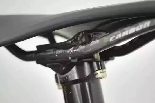 自行车车座拆解，从细节到整体的全面解析