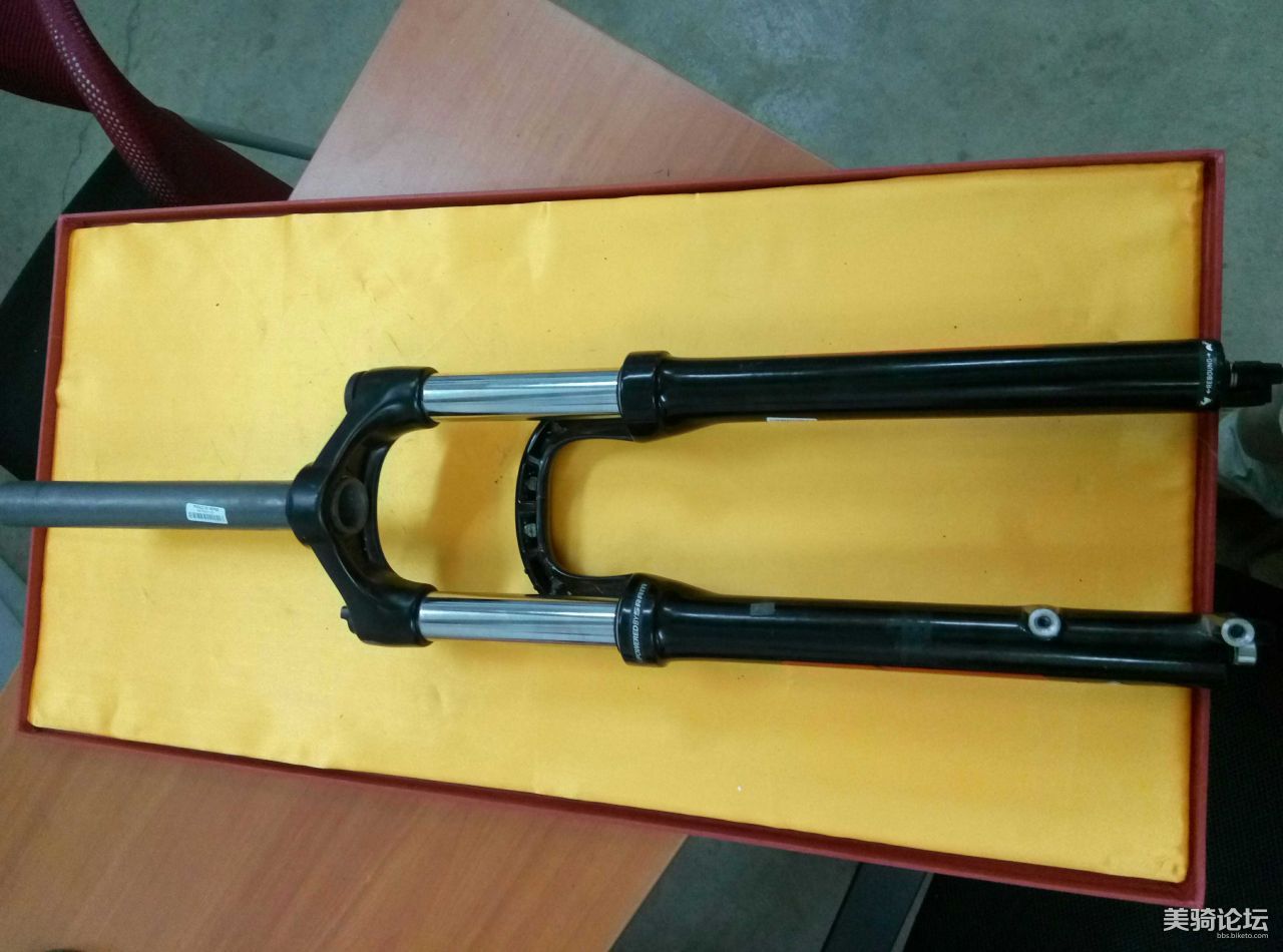 XC28前叉拆解维修指南