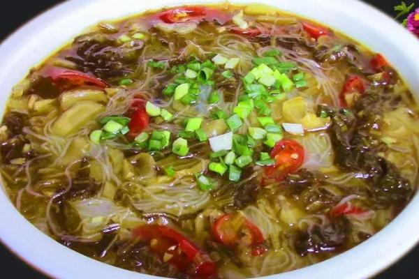 蛋花粉丝汤，一道家常美食的魅力与故事
